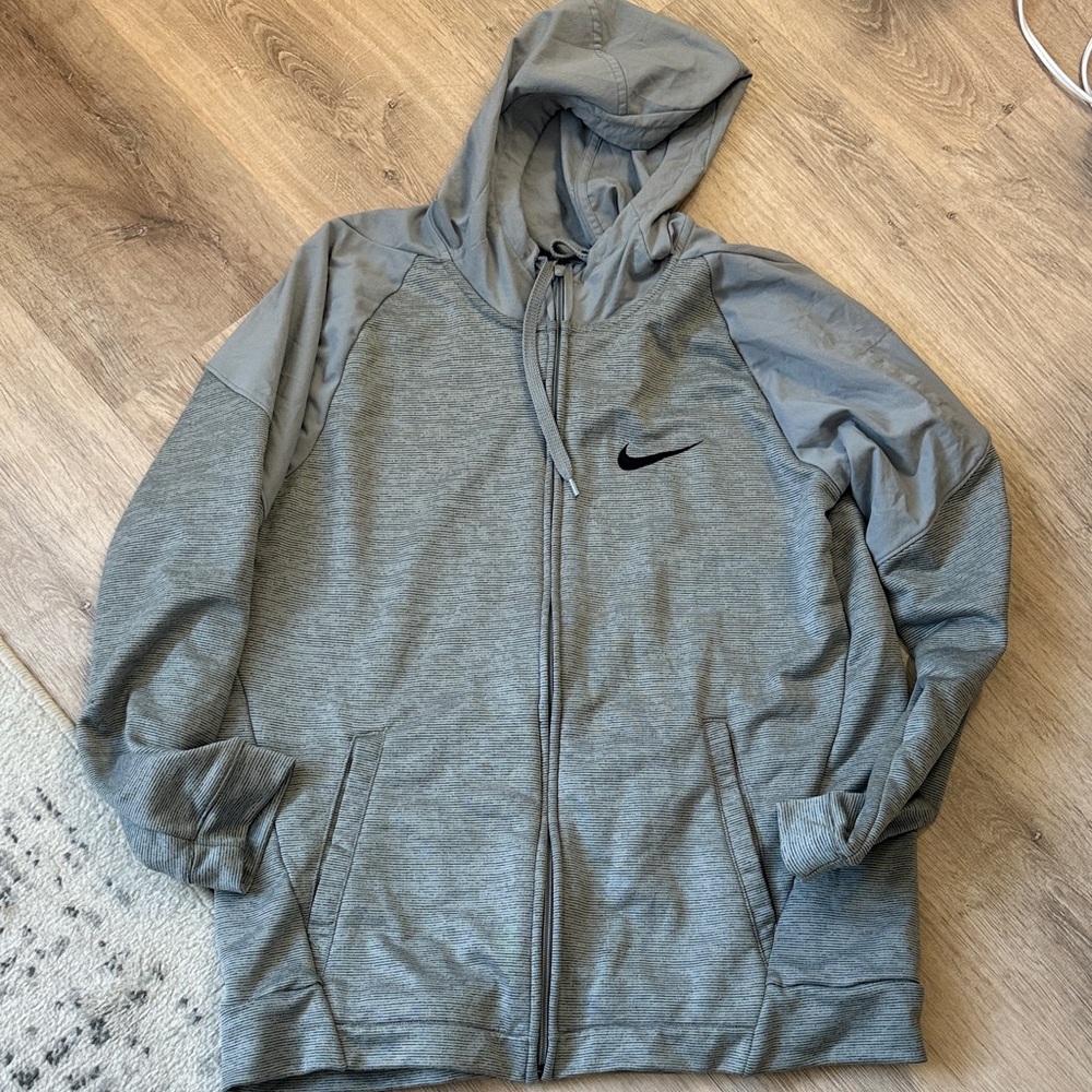 Nike Men's Performance Gray Hoodie Jacket